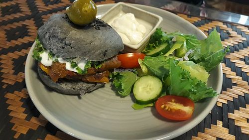 Jackfruit burger at MOODs  in Chiang Mai