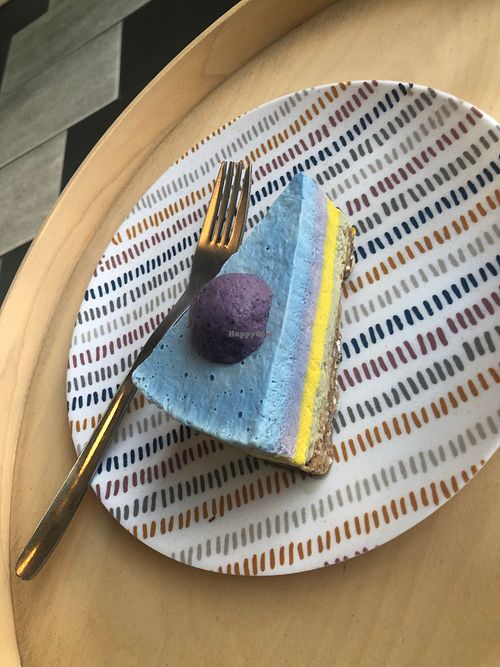 Yellow Submarine , very soft and succulent. at Rock'n'Raw in Belgrade