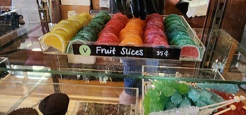 Vegan fruit slices at Donckers in Marquette