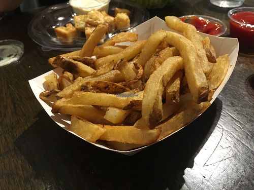 Blackbird Pizzeria Fries
photo by ecoRDN ecoRDN.com at Blackbird Pizzeria - 6th St in Philadelphia