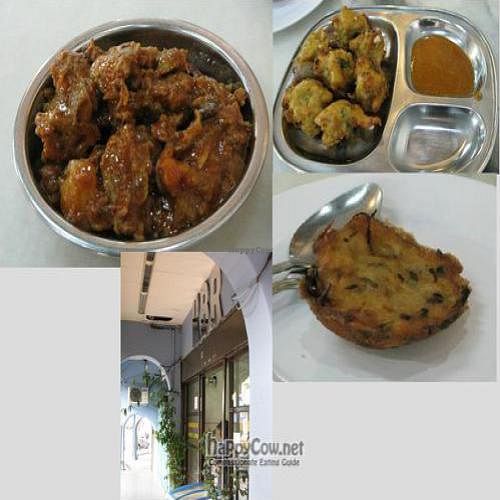 Veggie chicken & snacks at Krishna Bhawan Restaurant in Ipoh