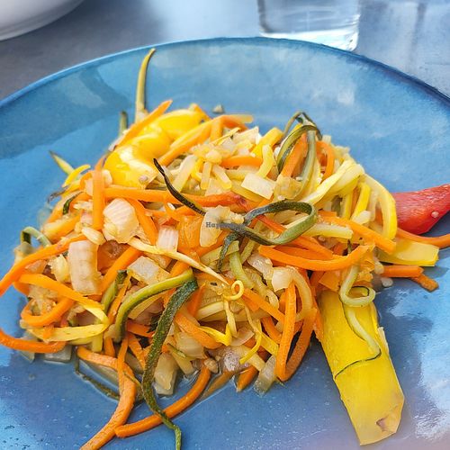 Oil free garlic sauce on vegetable noodles at Mezzo in Dublin