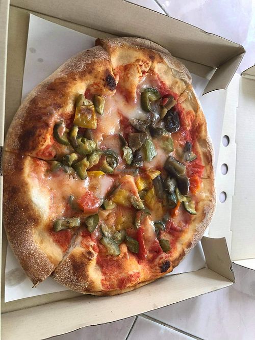 Plenty of vegan cheese at 2P Pasta & Pizza Italian Restaurant in Chiang Mai