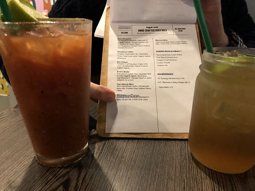 Great drinks at Kayak Kafe - Broughton in Savannah