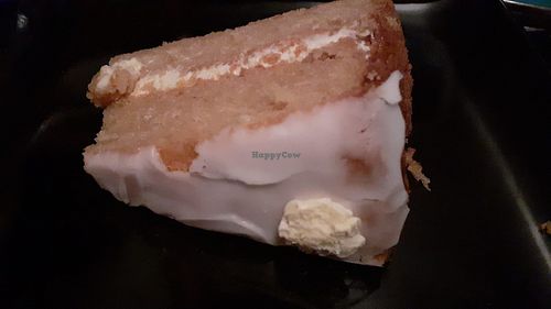 Lemon drizzle cake at Honeymans of Bowburn in Durham