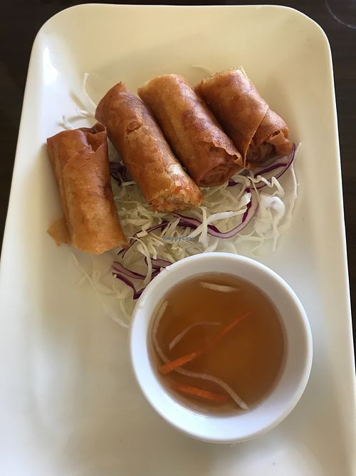 Spring rolls at Simple Joy in Honolulu