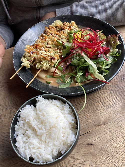 vegan chicken with peanut sauce  at GAO Vegan in Leipzig