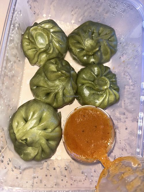 Gedämpfte Teigtaschen vegan 5pcs 8,50€  at Sonam's Momos in Linz
