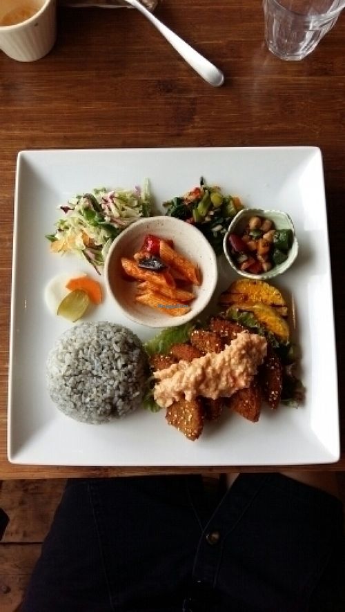 vegan platter at Magokoro in Kamakura