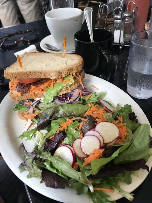 Vegan Restaurants in Brooklyn, New York, USA