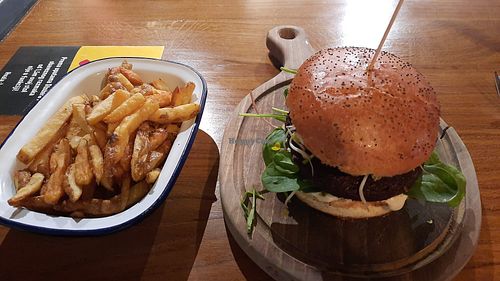 Superfood vegan burger with original fries at Submarine Burgers in Zadar