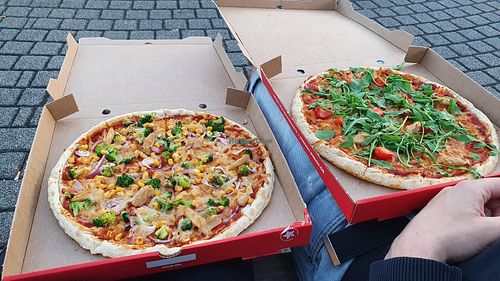 Pizzen Williamsburg und Friedrichshain at Freddy Fresh Pizza in Wernigerode