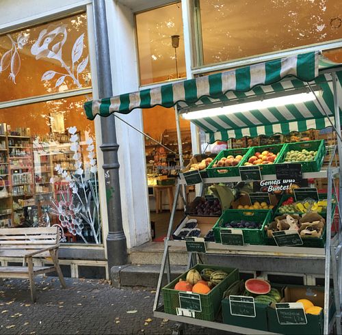 outside at Biomarkt am Weinberg in Berlin