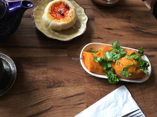 Ya love street food at The Tao of Tea in Portland