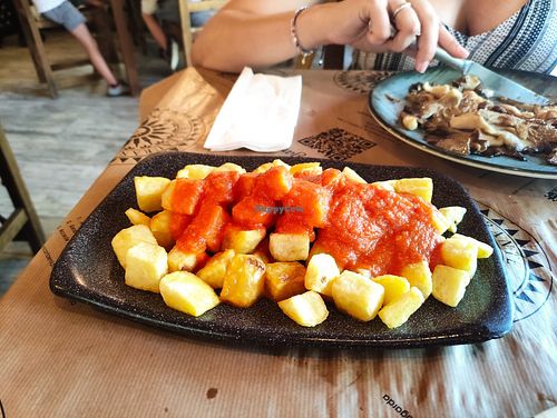 Bravas at La Xagarda in Asturias