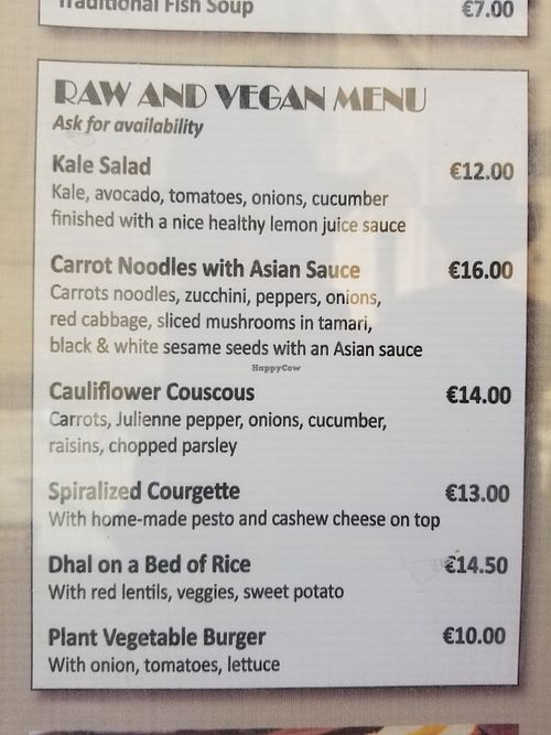 Raw and vegan menu at Ic-Centru in Gharb