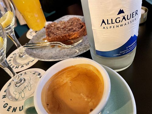 coffee & banana cake at Neopol in Kempten