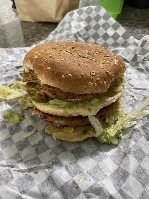 Famous Burger at Odd Burger in Vaughan
