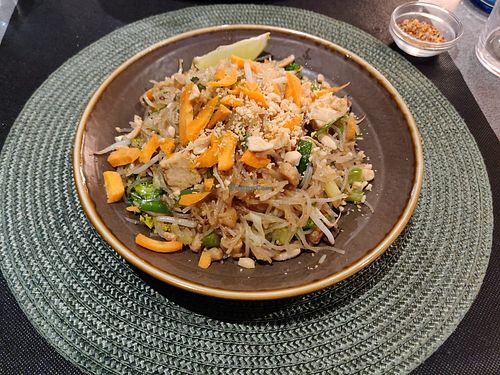 Pad Thai at Marcalma Thai & Veggie in Lescala