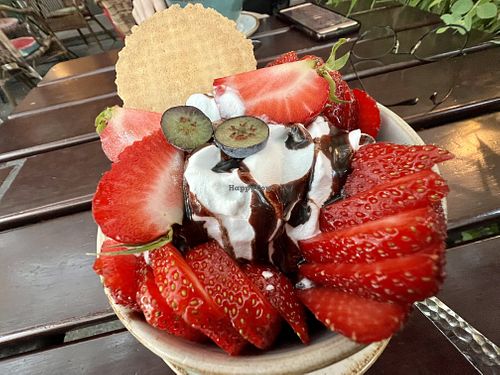 phantasy ice 'cream'  at Max Pett in Munich