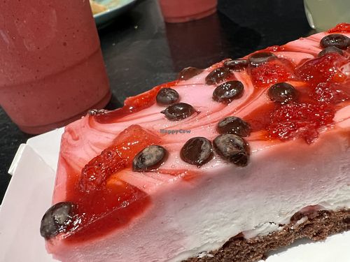 stawberry cake vegan  at immergrün - Goethestraße in Jena