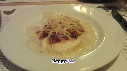 Ravioli with Saitan Ragu at Dolce Vegan in Florence