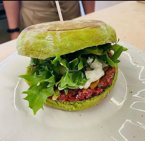 Hambúrguer Grão e Beterraba at Grão Natural in Arcos De Valdevez