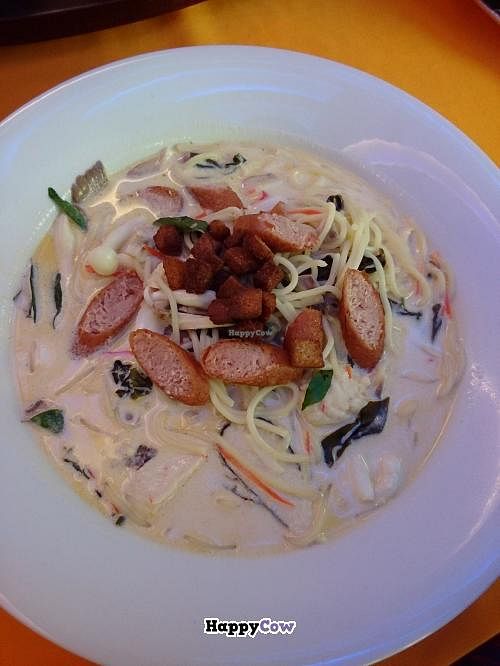 spicy seafood spaghetti - unique taste at Man Yuan Fang in Malacca