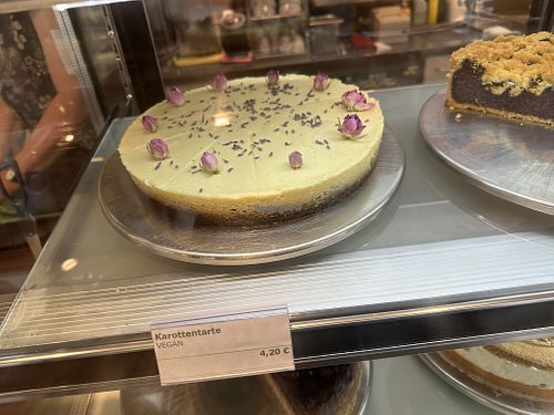  vegan carrot cake  at Heilemann in Fulda