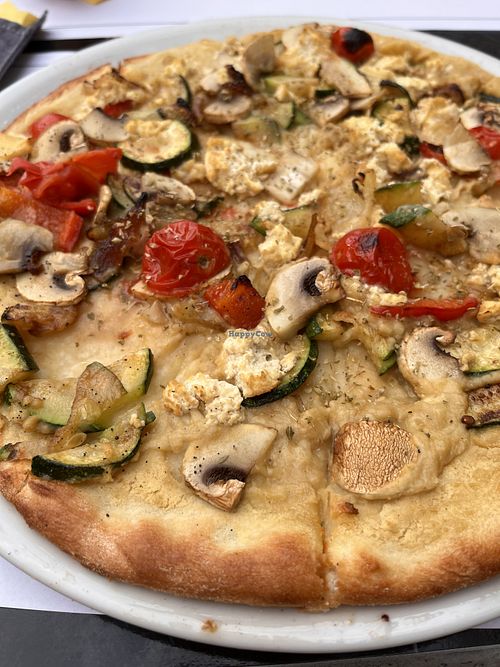 Vegan pizza  at Grizzly in Veli Losinj