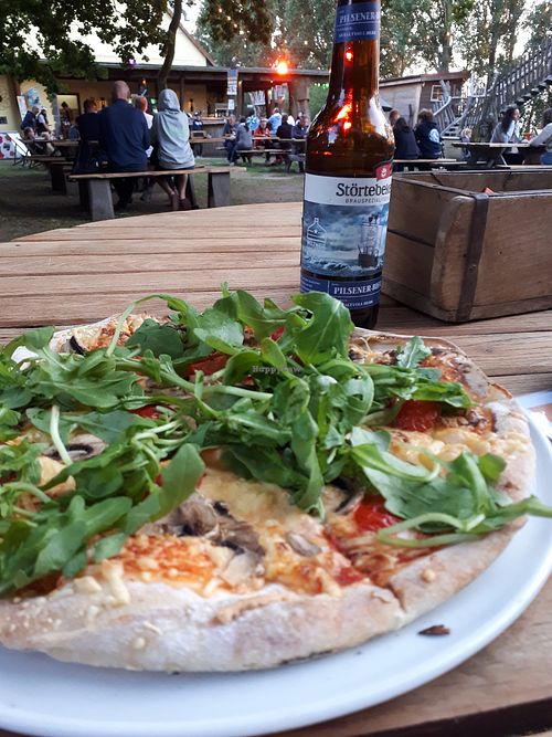 Vegane Pizza at Ummaii Tiki Bar in Ummanz