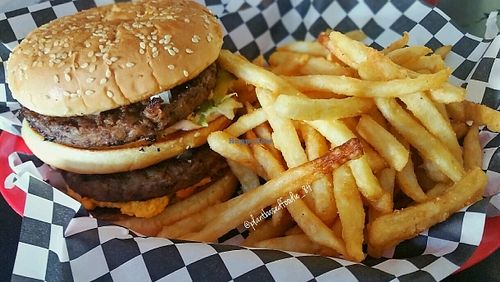 Big D aka vegan Big Mac   at Doomie's Home Cookin' in Hollywood