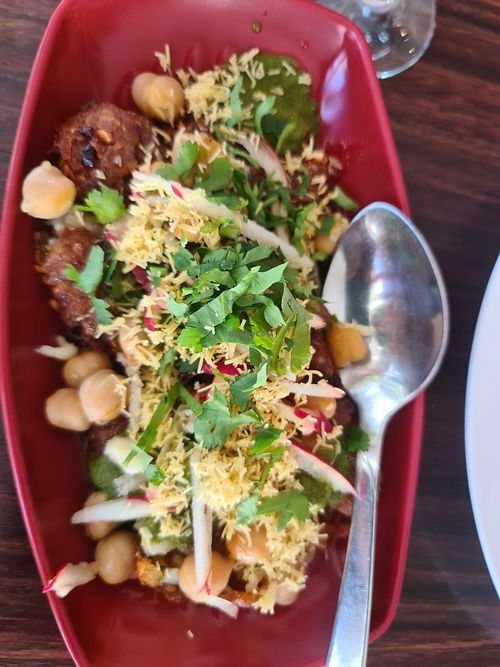 Aloo tikki chaat at Sampoorna Vegetarian Surprise in Mount Waverley