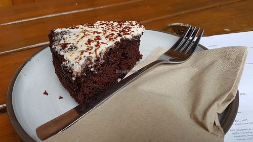 Cake at Eartha in Cardiff