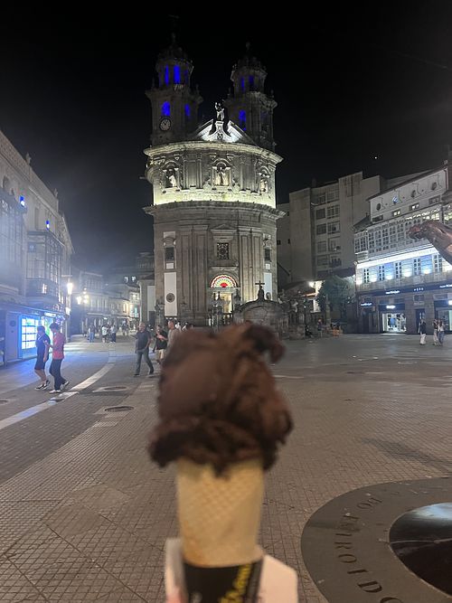 Dark chocolate scoooooop  at Stromboli in Pontevedra