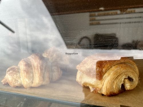 Vegan croissant 🥐 and pan au chocolat  at Foodstory Beach Hut in Aberdeen
