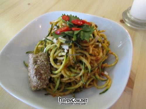 zucchini spaghetti with curry sauce at simpleRaw - Oehlenschlaegersgade in Copenhagen