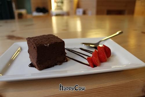 vegan chocolate fudge at simpleRaw - Oehlenschlaegersgade in Copenhagen