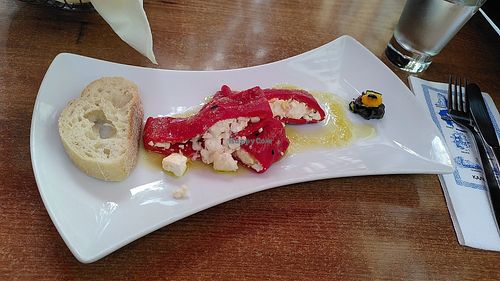 Gefüllte Paprika (vegetarisch) at Filosofia in Lahr