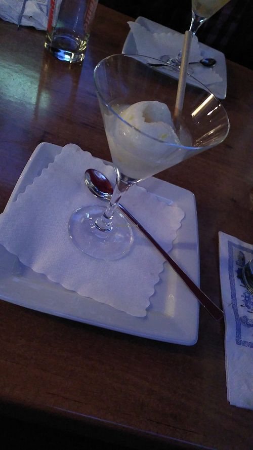 Zitronensorbet mit Vodka at Filosofia in Lahr