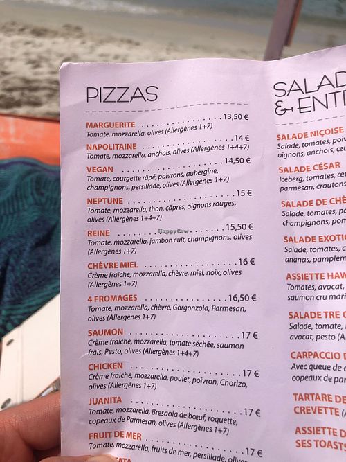 Menu de plage avec pizza végane 🌱  at Juanita Plage in Antibes