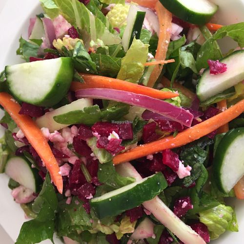 beet salad at Veggie Fruity Juice Bar in San Juan