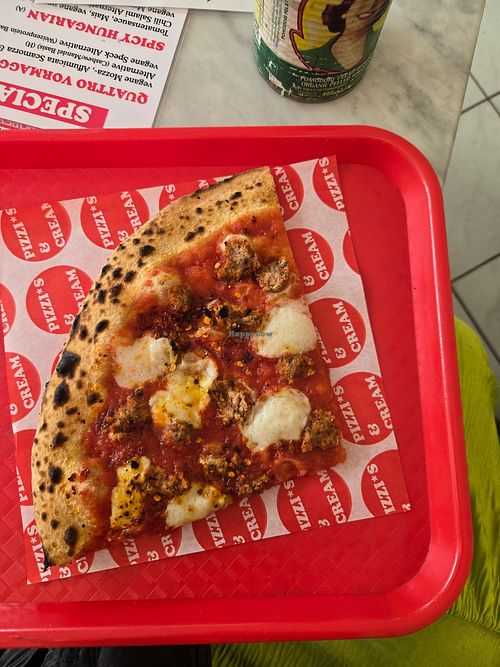 Spicy salsiccia at Pizzi*s & Cream in Vienna