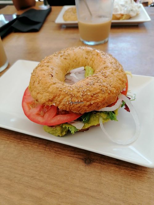 Bagel vegetal at Ona in Tamariu