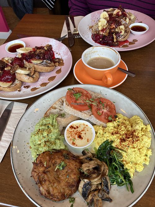 French toast and the big breakfast  at Bonobo Cafe in Christchurch