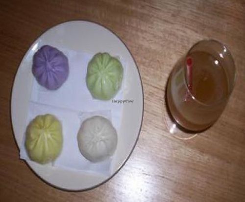 steamed buns entree at Plus Eight Six - Vegie & Tea in Hobart