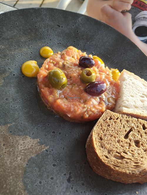 Tomato tartare at Dok 14 in Cadzand