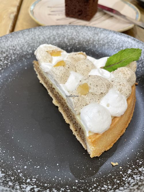 Lemon tart by white cake   at Be With Years in Kowloon