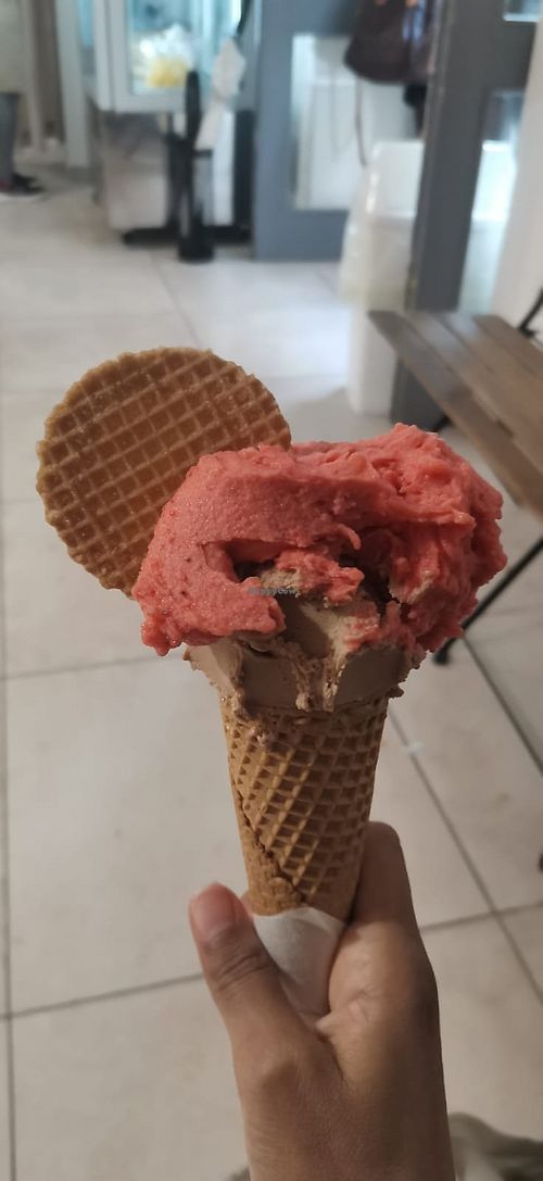 Strawberry and gianduia at SABEN in Trani