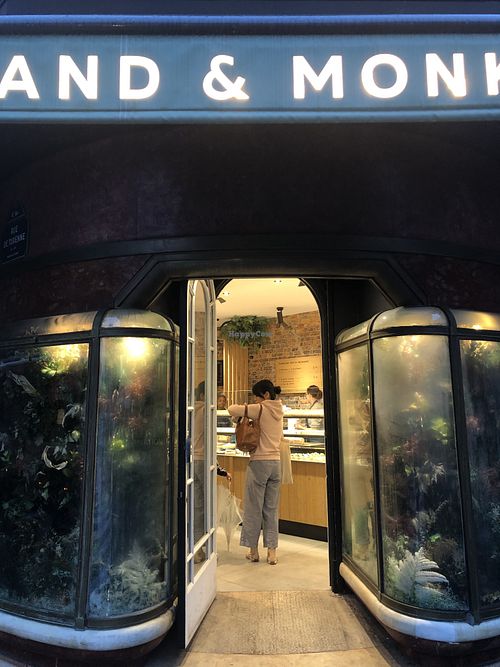 Outside   at Land & Monkeys - Turenne in Paris